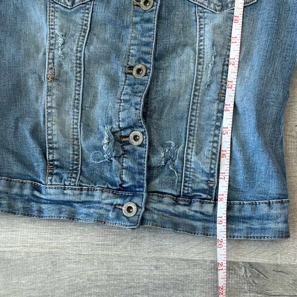 Embroidered denim jacket with floral and bird details and gems by Onado - Picture 8 of 9